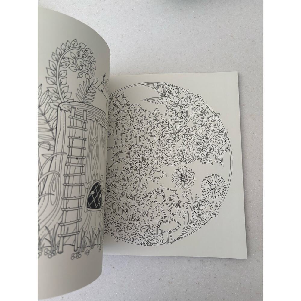 Enchanted Forest Johanna Basford Inky Quest Adult Coloring Book Paperback - Picture 4 of 5